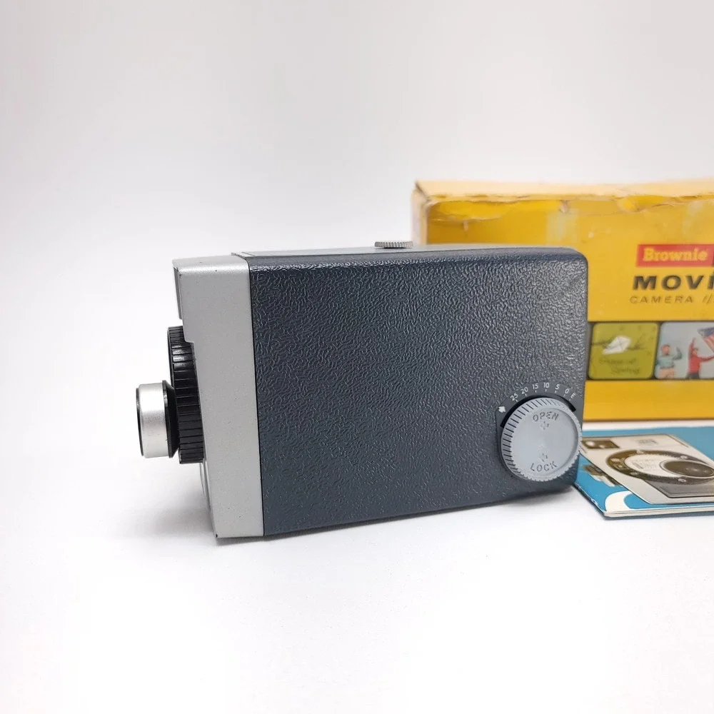 Vintage Kodak Brownie Movie Camera 8mm Film‎ Turret F/2.7 WORKING